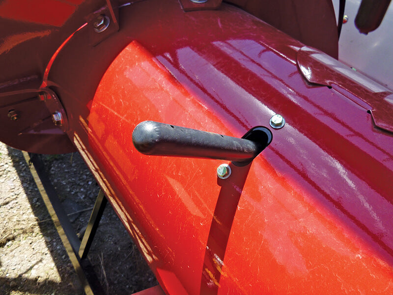 Poly retractable fingers installed in Case IH grain head